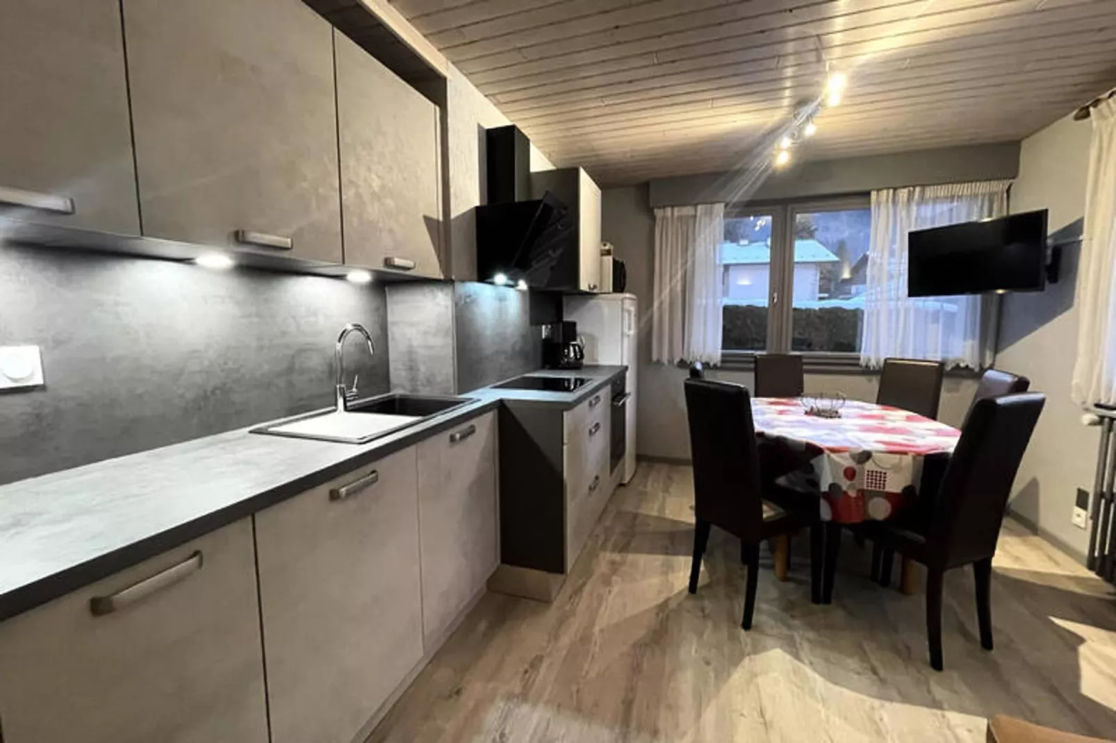 Appartements à La Clusaz-Buitenkant zomer