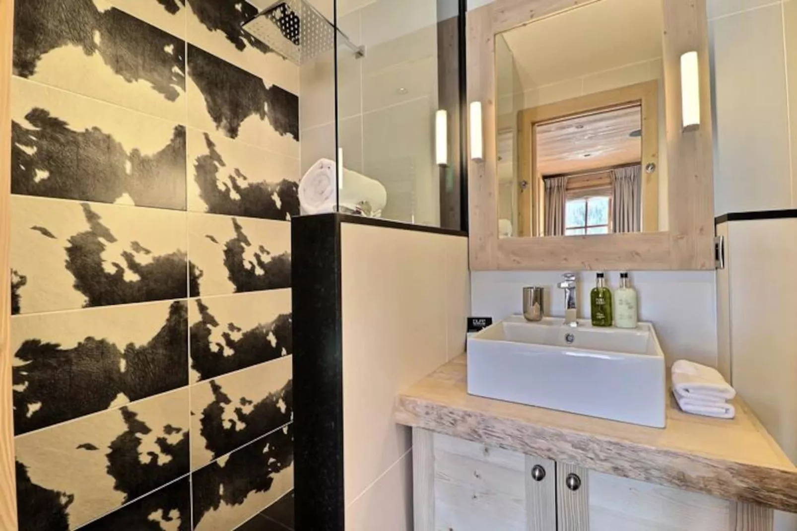 Résidence Oscar-Image-tags.