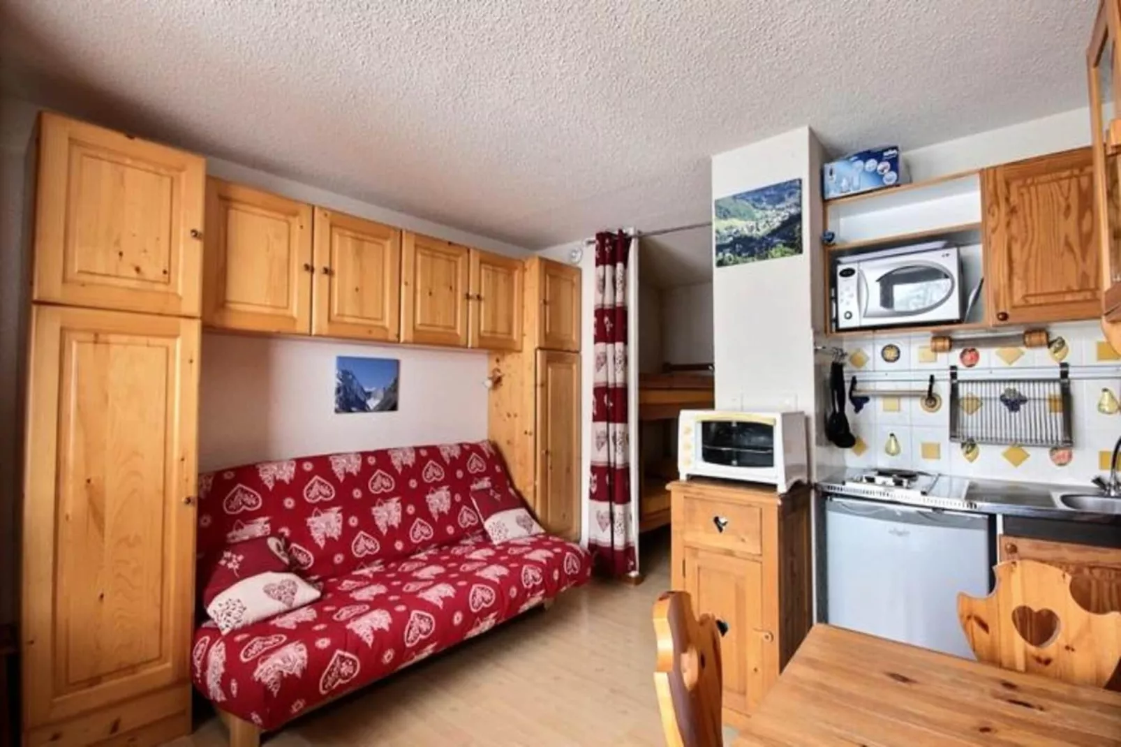 Studio à Saint Jean d'Aulps-Buitenkant zomer