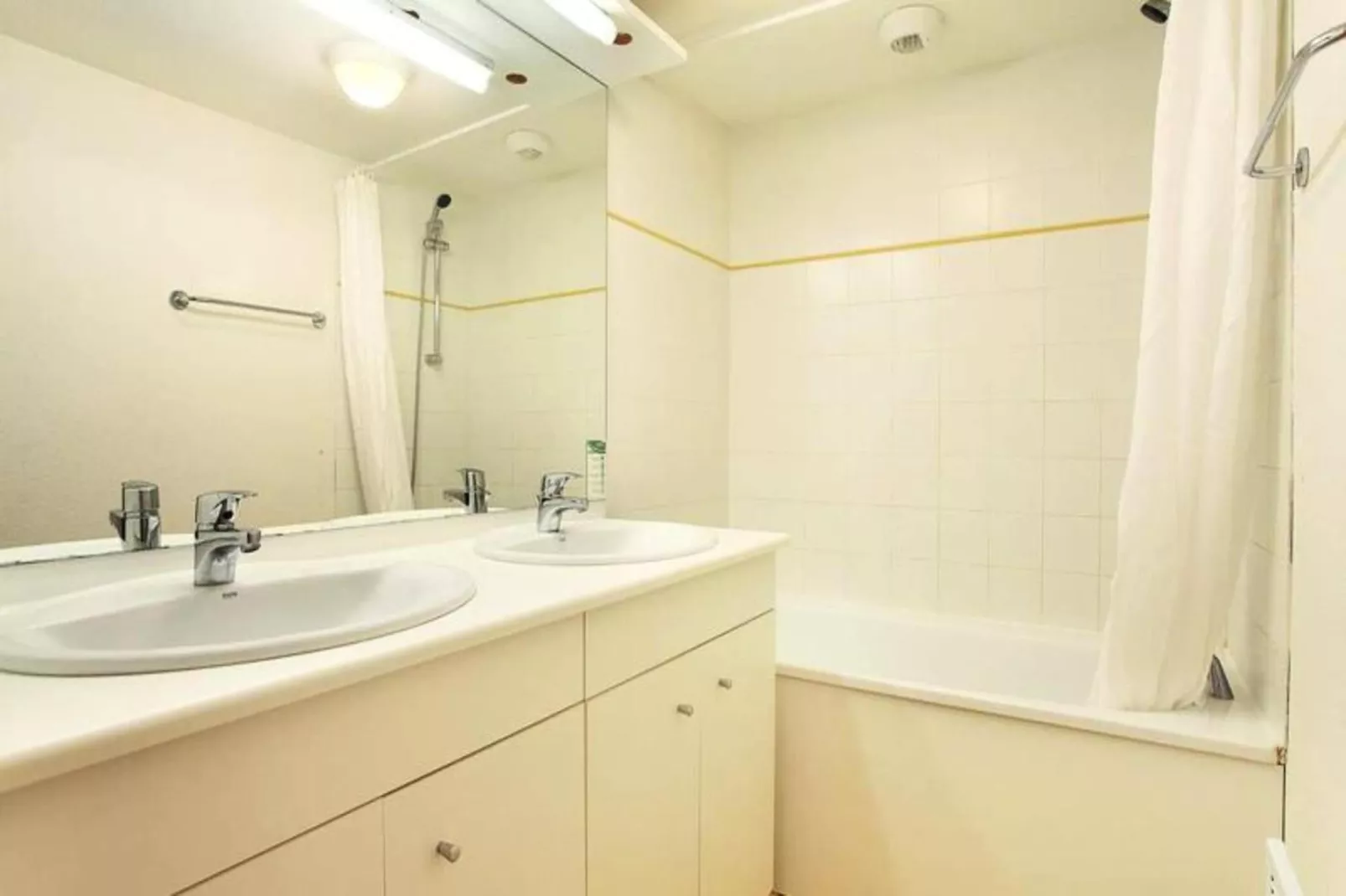 Résidence Odalys Le Buet**-Slaapkamer