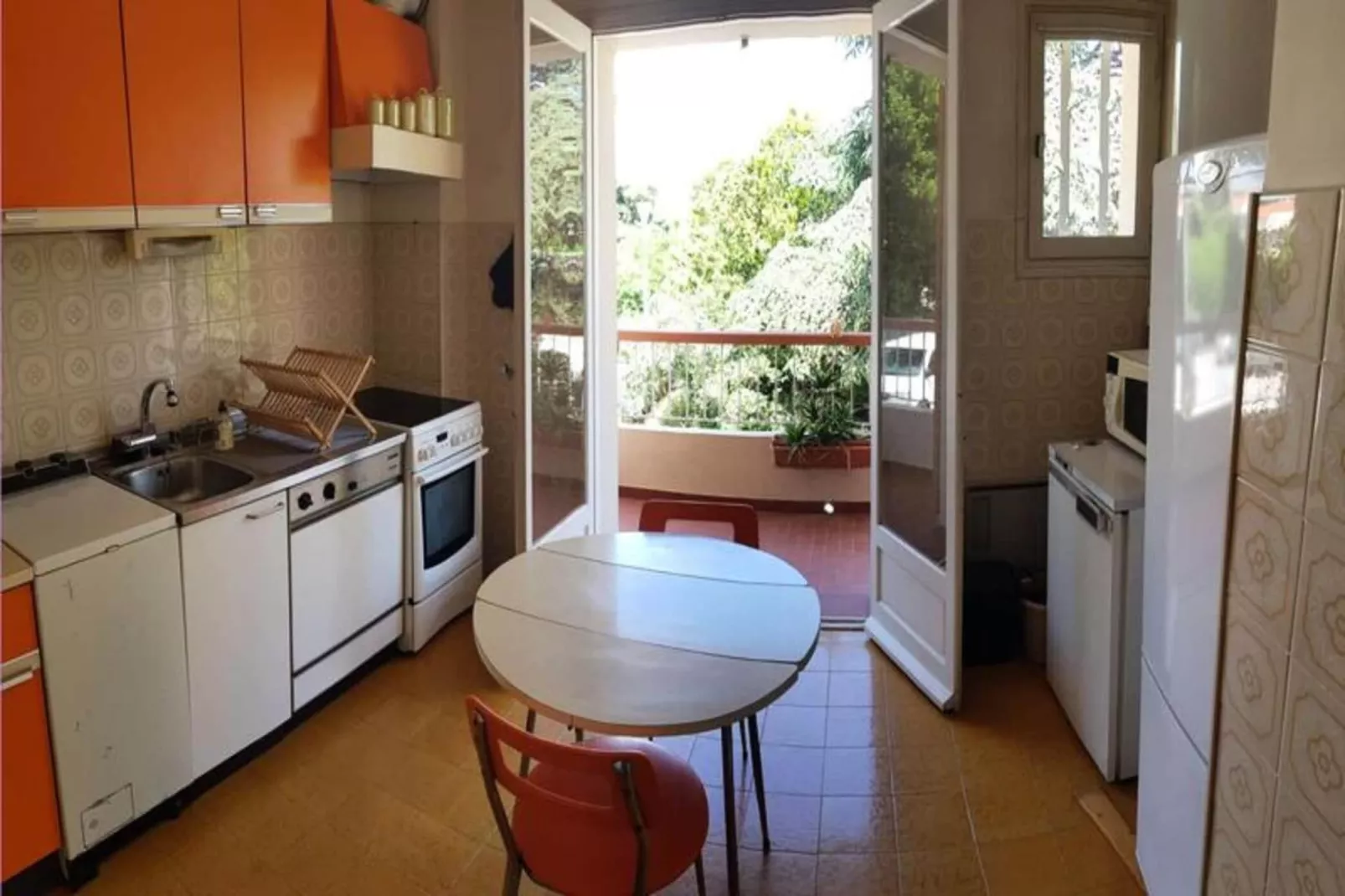 Résidence Bagatelle-Buitenkant zomer