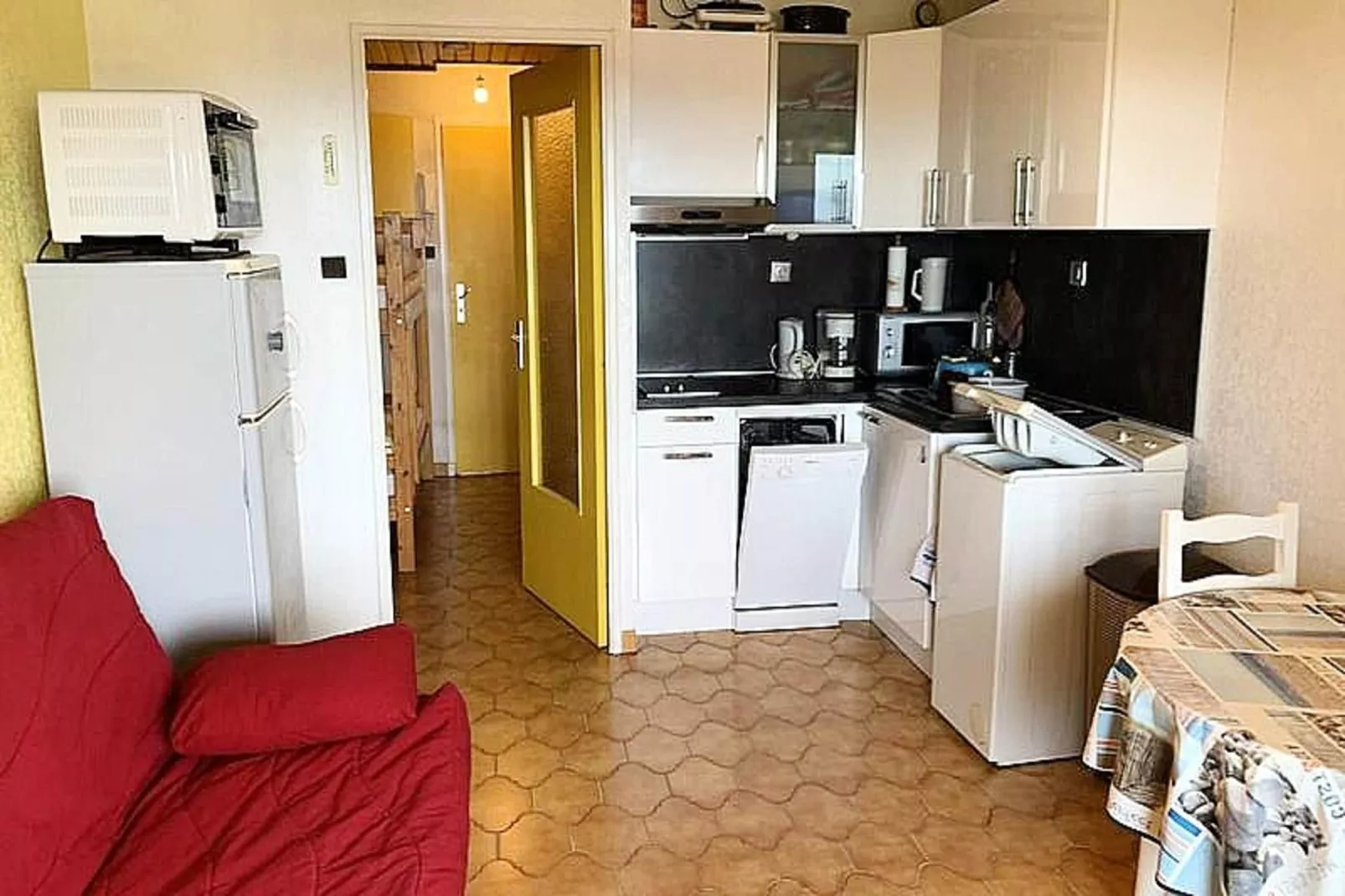 Résidence Marines D'aryana-Keuken