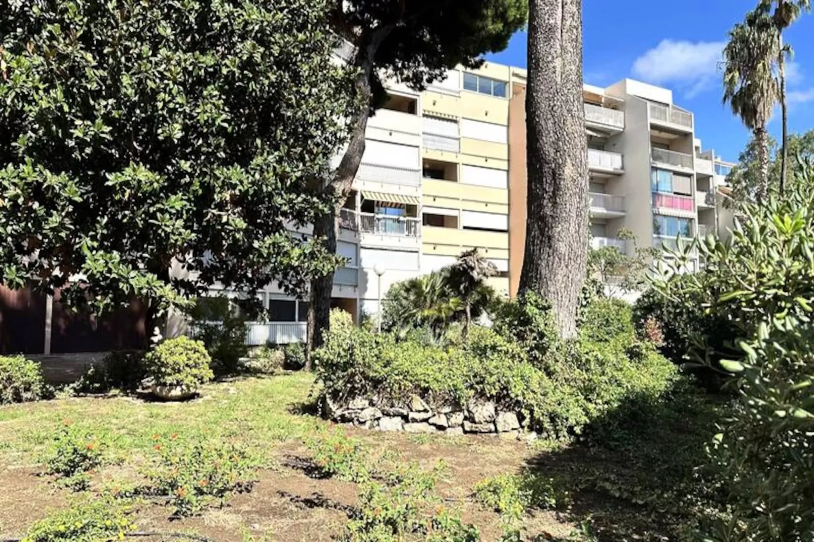 Résidence Hyelan-hyeres-Image-tags.