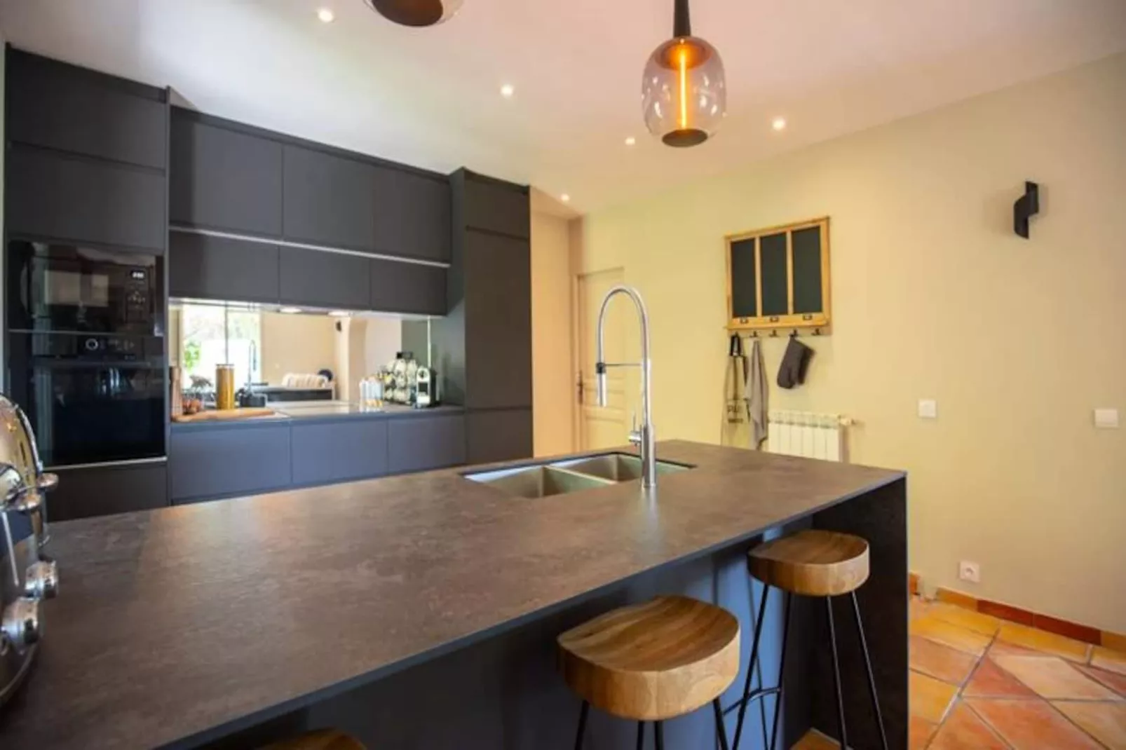 Villa 10 Pers Piscine Priv&eacute;e Pr&egrave;s De Saint-tropez-Image-tags.