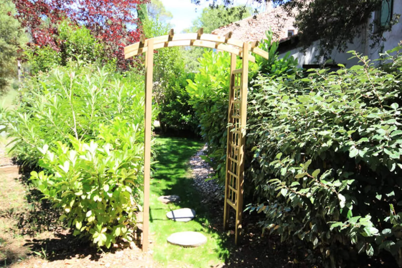 Lou Petarel, Mas Proven&ccedil;al Typique Avec Piscine Partag&eacute;e, Calme, Nature-Image-tags.