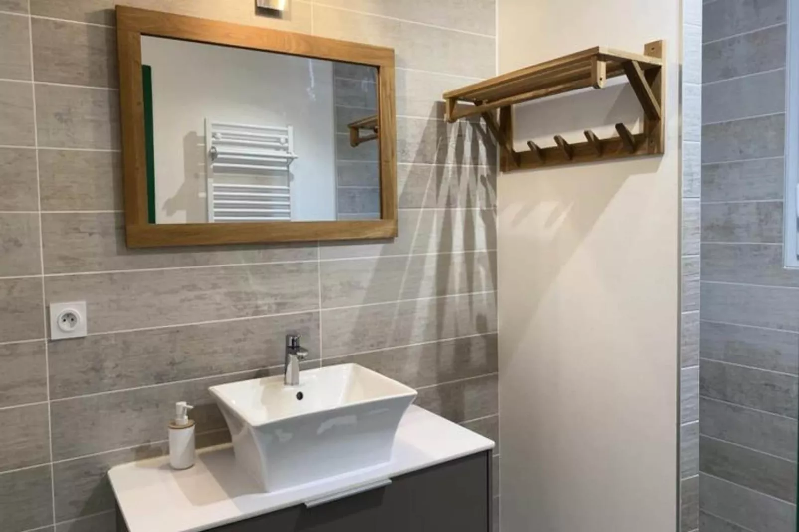 Villa Cor&eacute;e - Domaine Le Sherwood-Buitenkant zomer