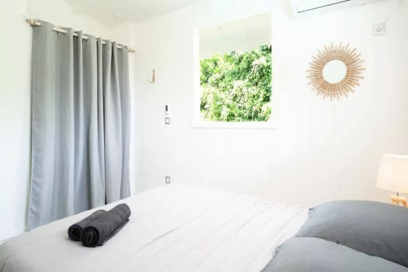 Villa Douce-Image-tags.