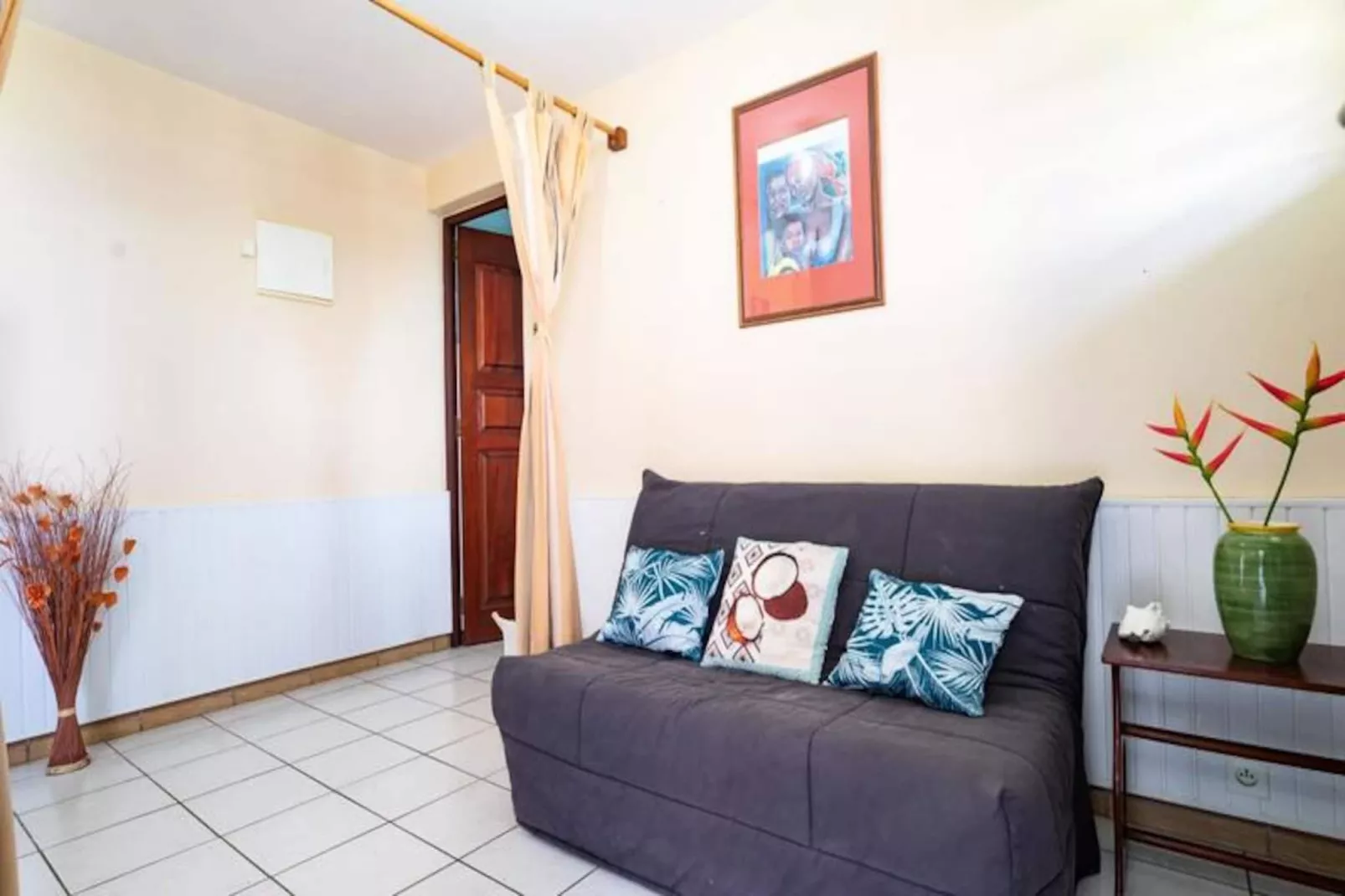 Villa Sun And Sea-Image-tags.