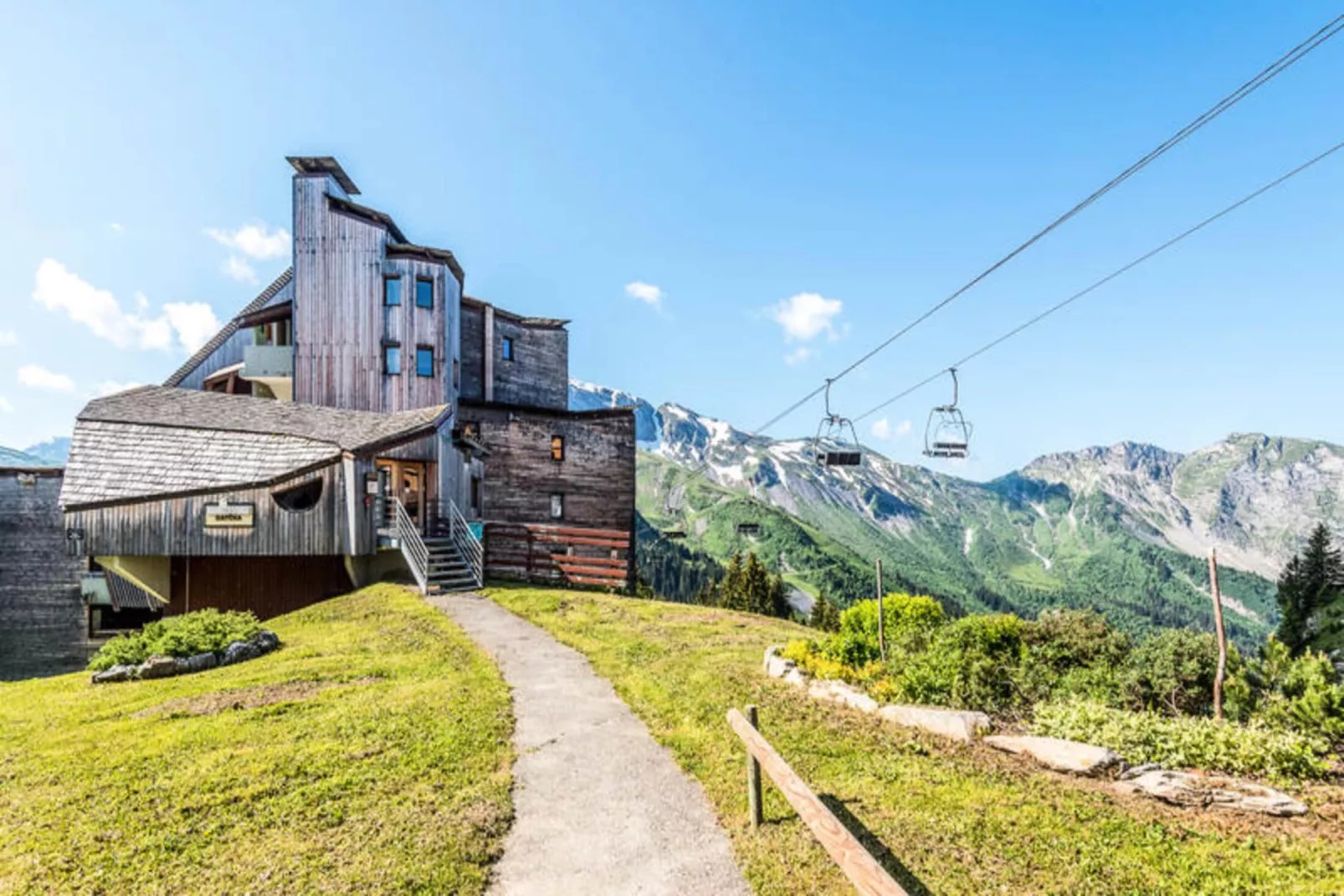 Résidence Quartier Falaise - maeva Home - Uitzicht zomer