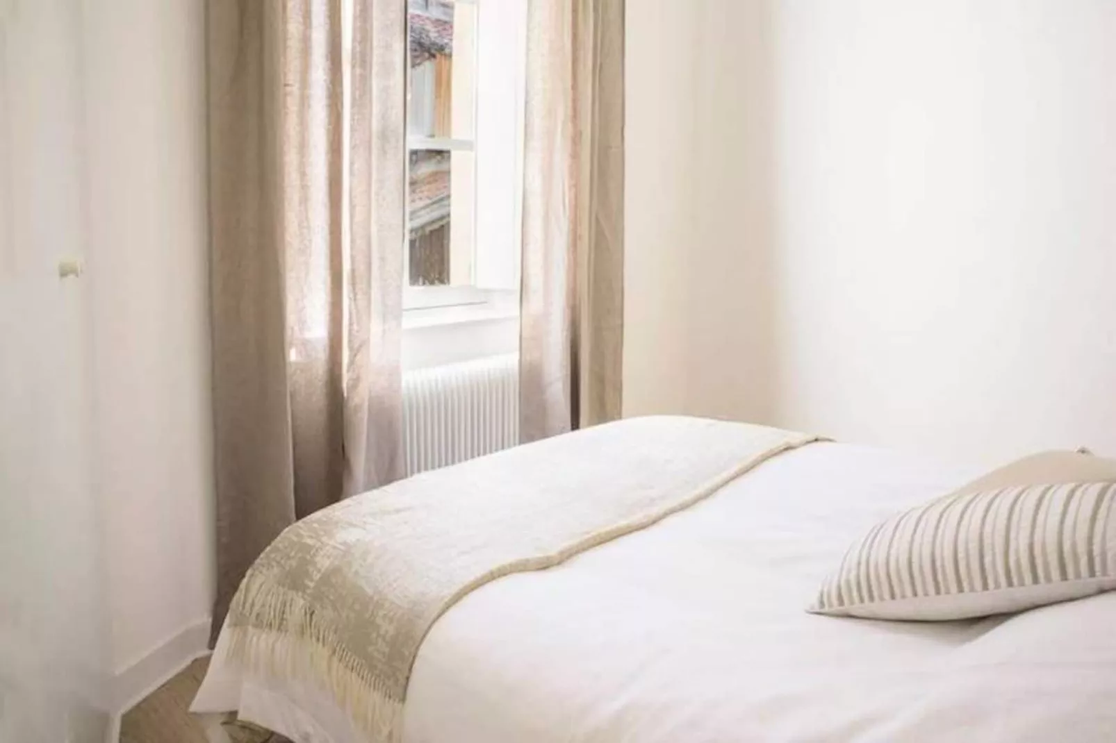 Magnifique Appartement Confortable Pour 4, En Hypercentre, Rue Tr&egrave;s Calme-Image-tags.