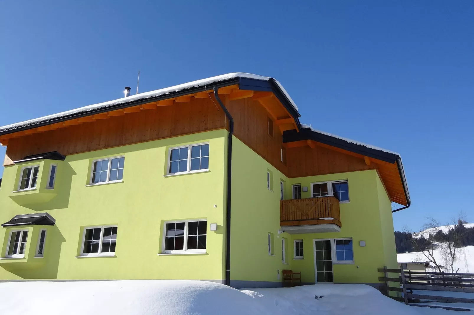 Villa Constanze - Doppelhaushälfte-Exterieur winter