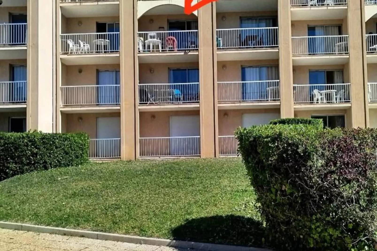 Résidence les Hauts de Balaruc - maeva Home-Buitenkant zomer