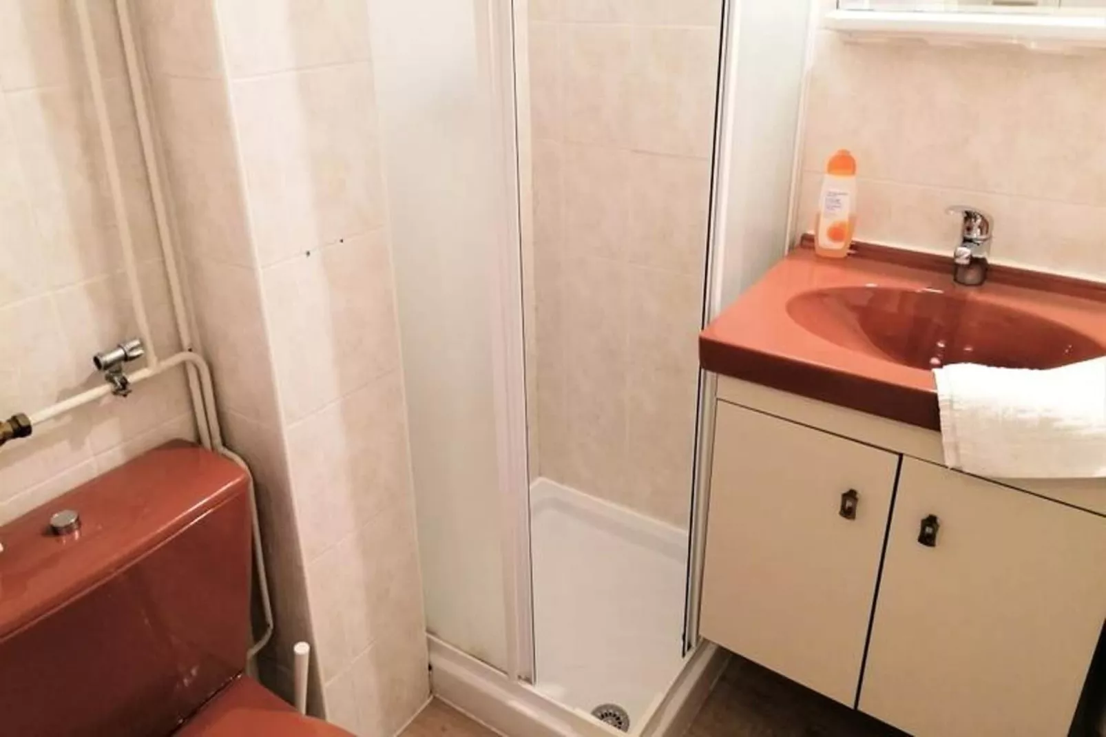 | Le Maginot 🍃 | Caserne De Bonne-Badkamer