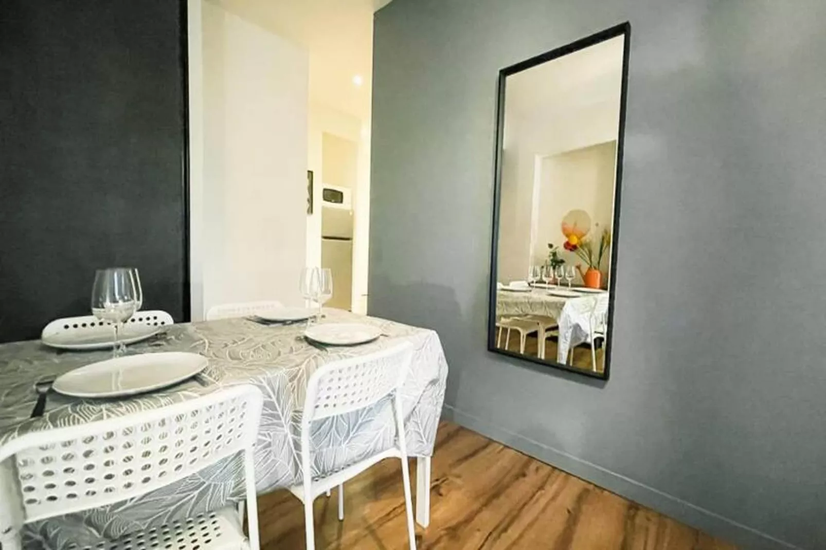 | Le Rochambeau 🎭 L'aigle | Vallier Lib&eacute;ration |-Eetkamer