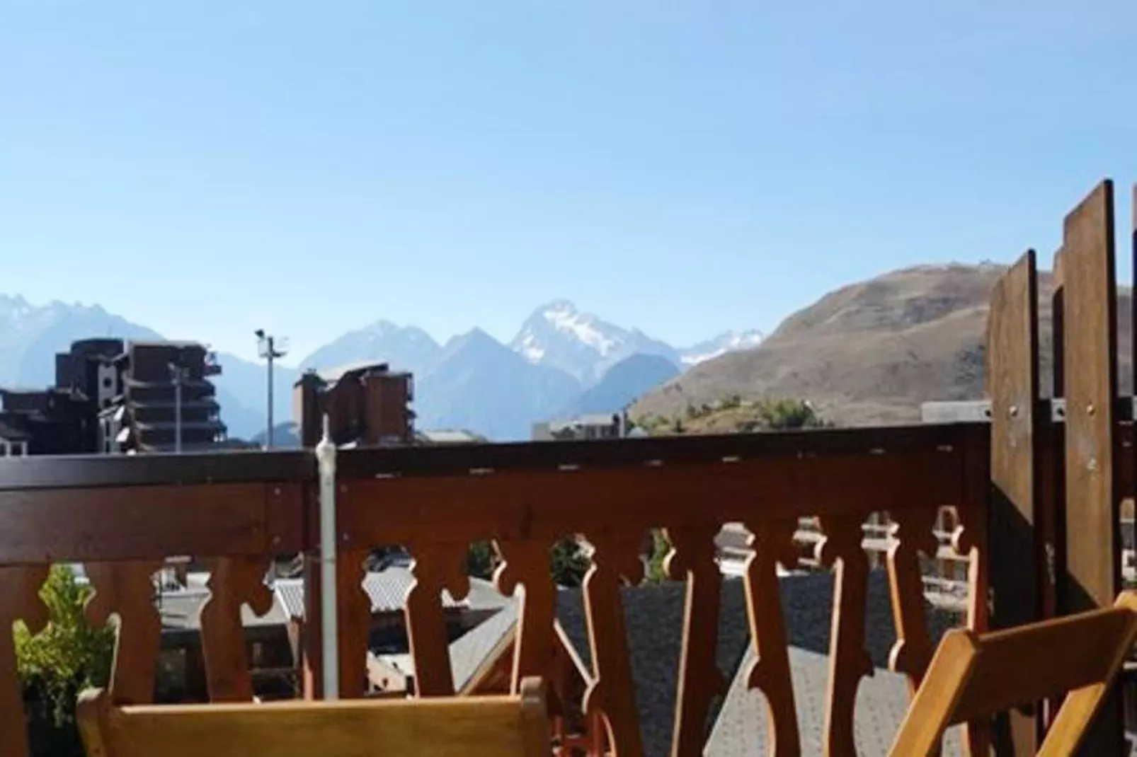 Résidence Menandiere-Uitzicht zomer