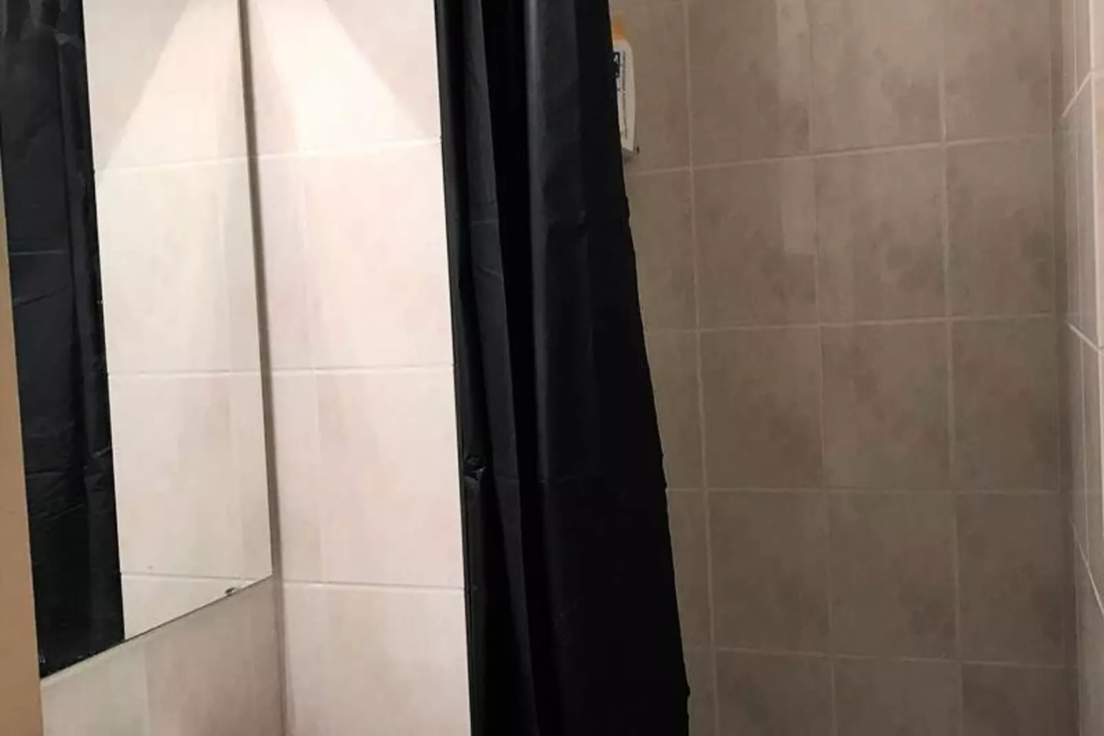 Résidence Equinoxe-Badkamer