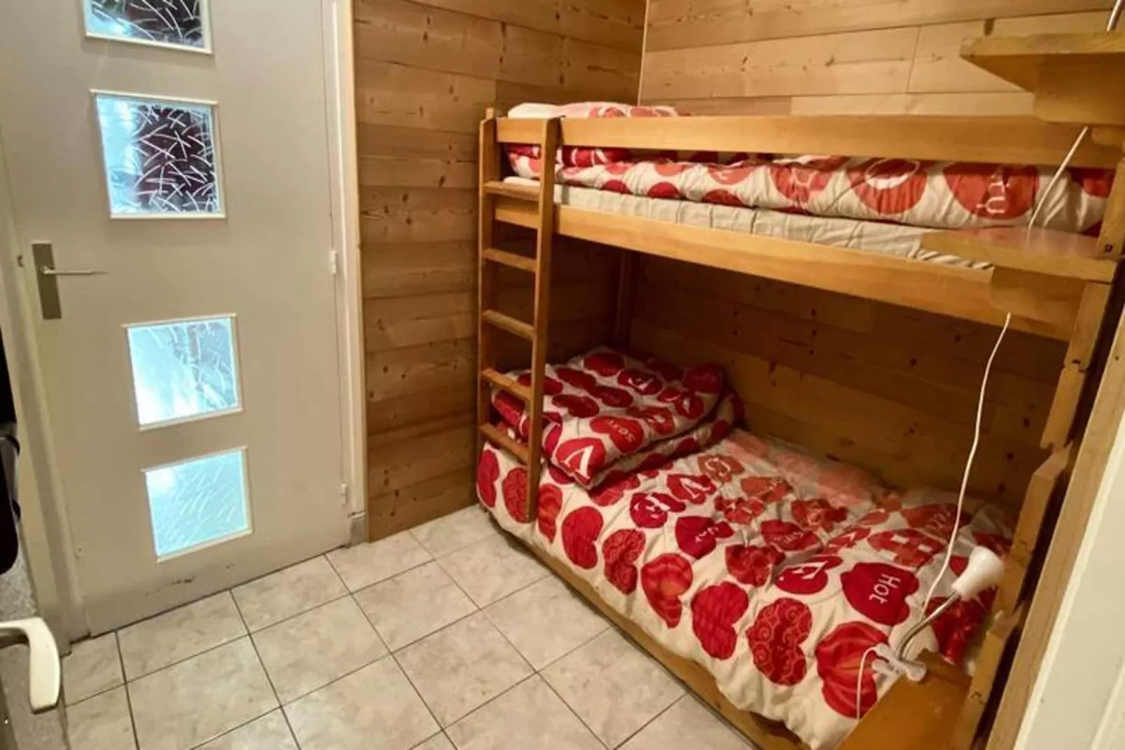 Résidence Prapelier-Badkamer