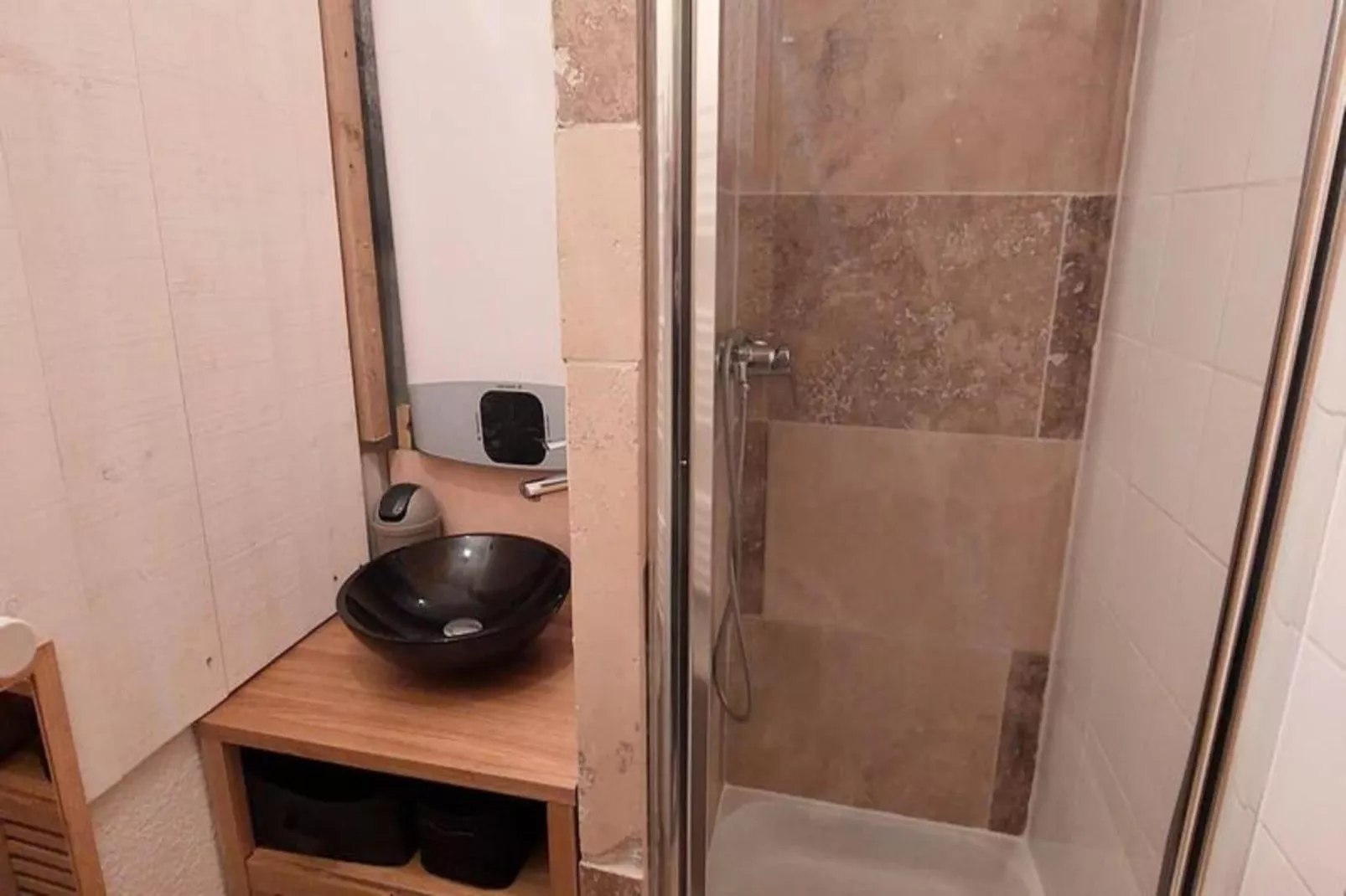 Résidence Alpheratz-Badkamer