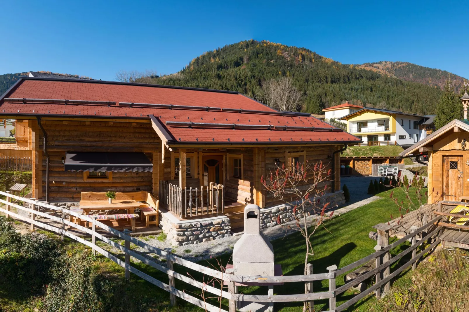 Chalet Steinbock-Buitenkant zomer