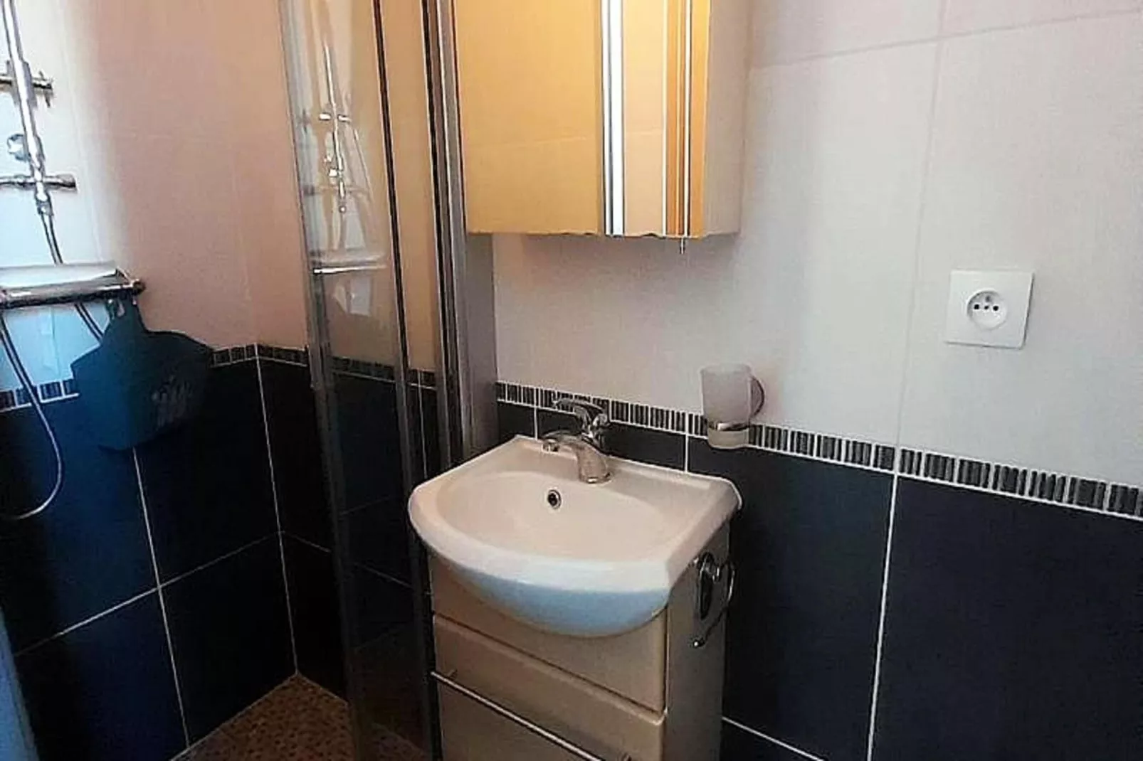 Résidence 34 Rue De Verdun-Badkamer