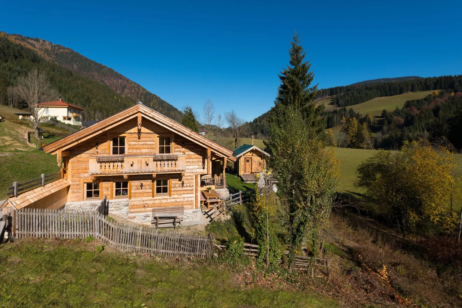 Chalet Steinbock-Buitenkant zomer