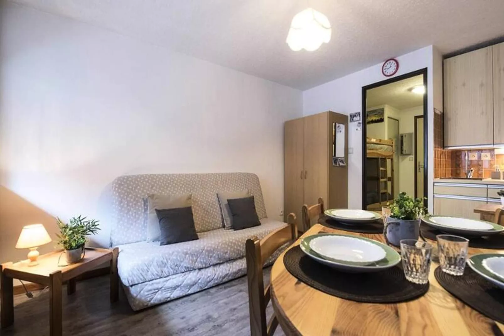 Résidence Portes Du Soleil B-Eetkamer