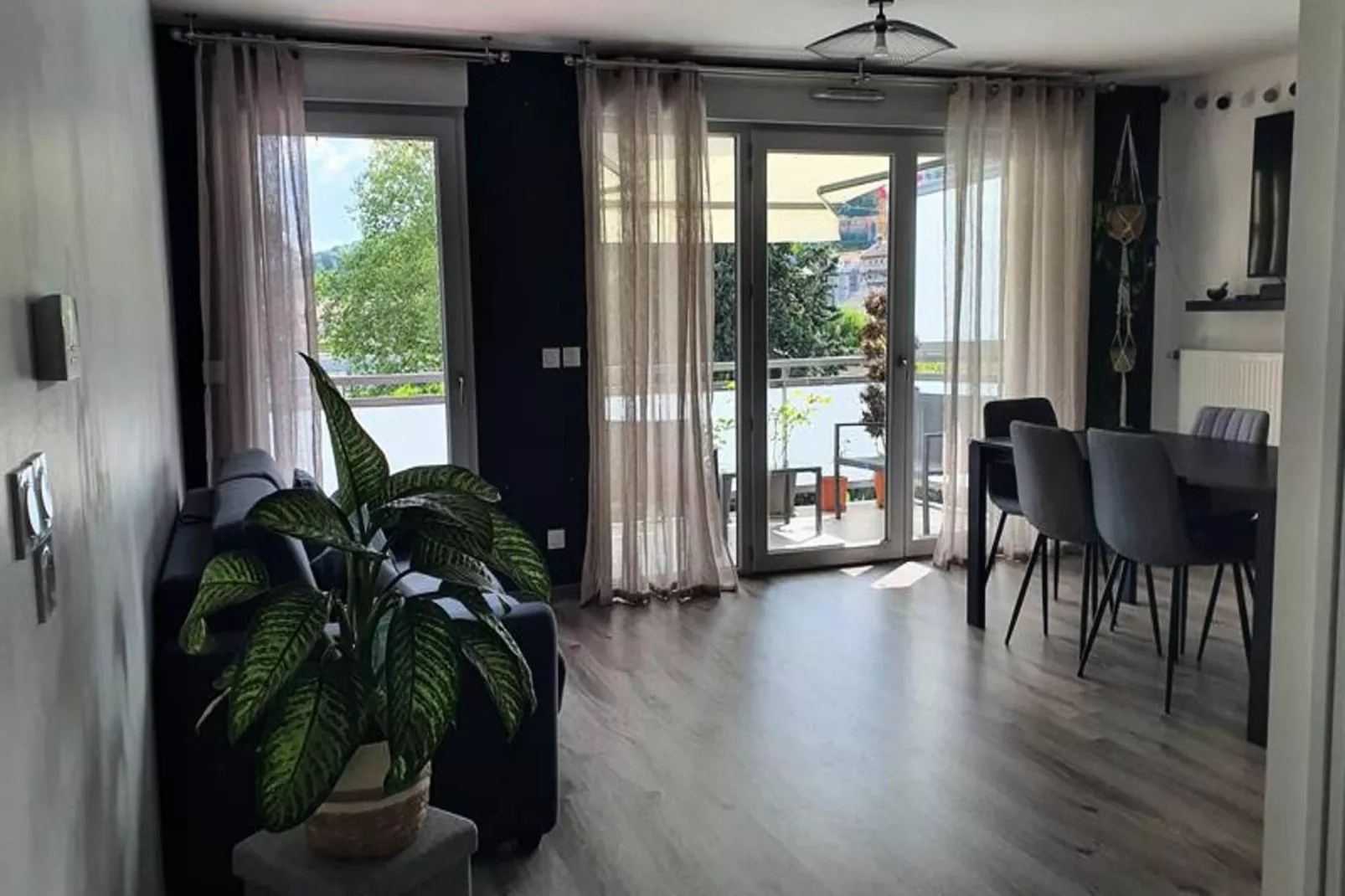 Résidence Le Clos Des Merisiers-Woonkamer