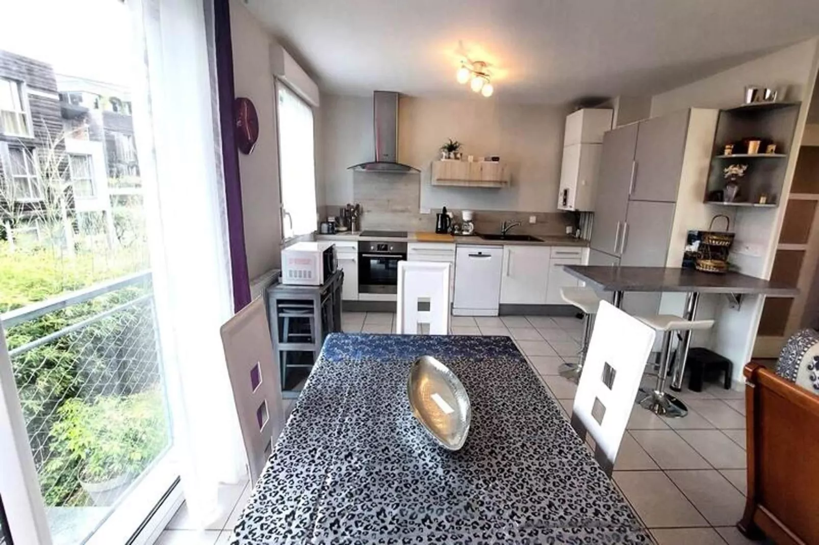 Résidence Villa Neree-Eetkamer