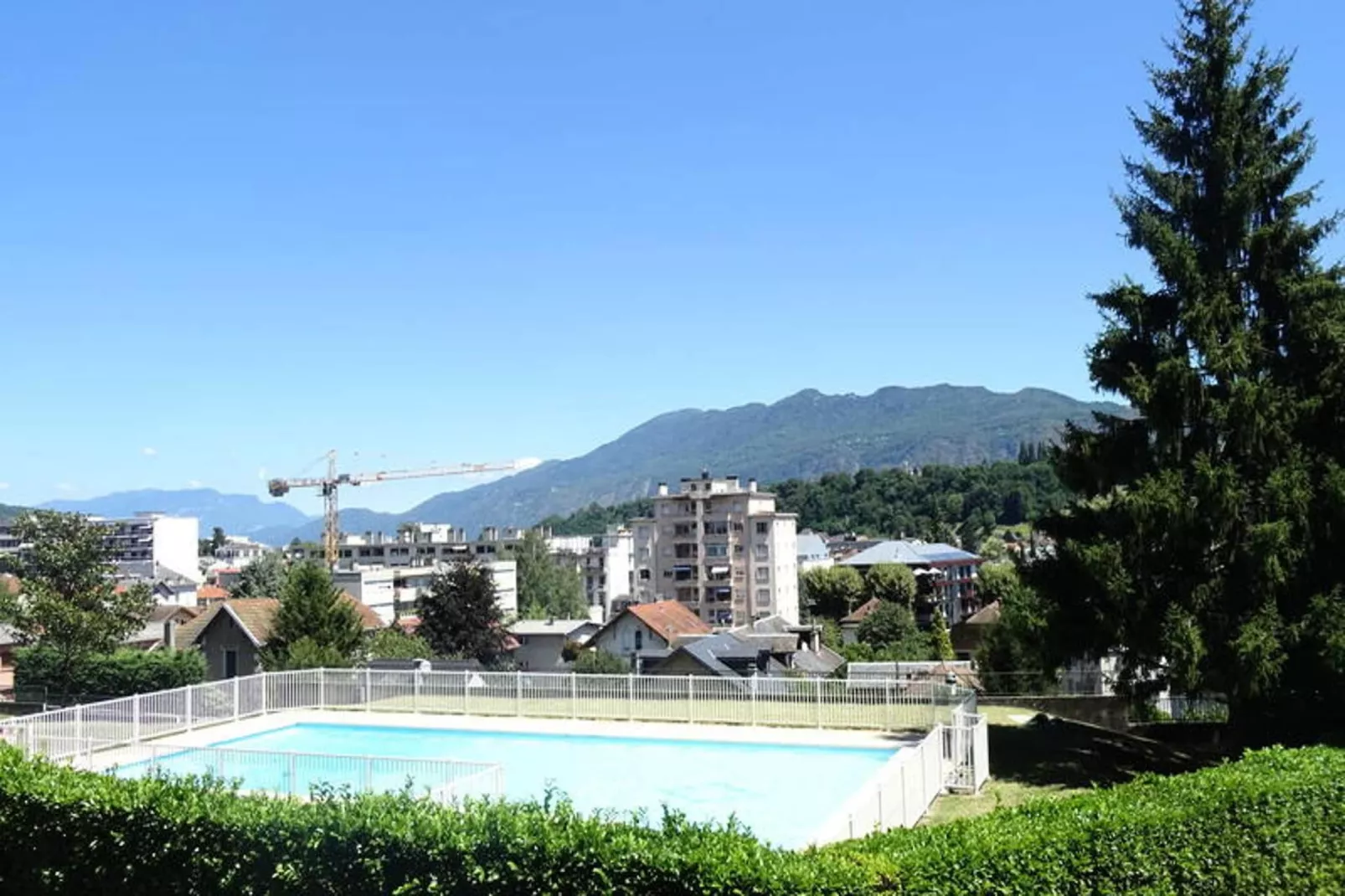 Résidence Montcalm D-Uitzicht zomer