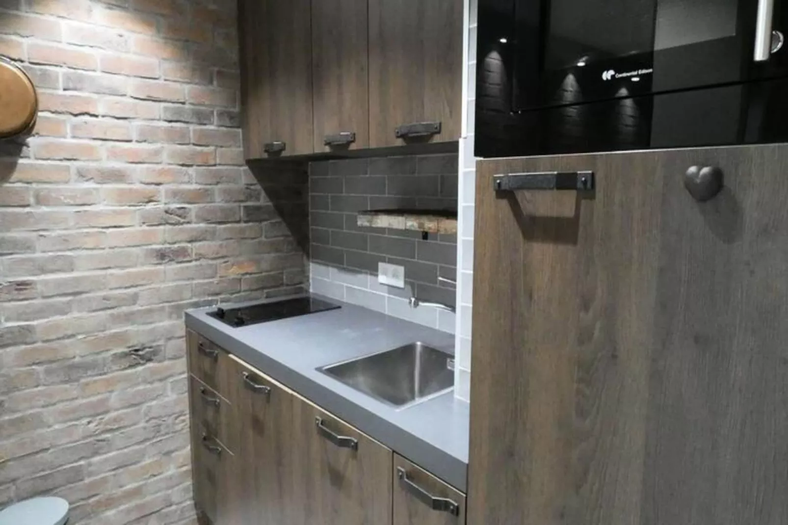 Résidence Lauziere Dessous-Badkamer