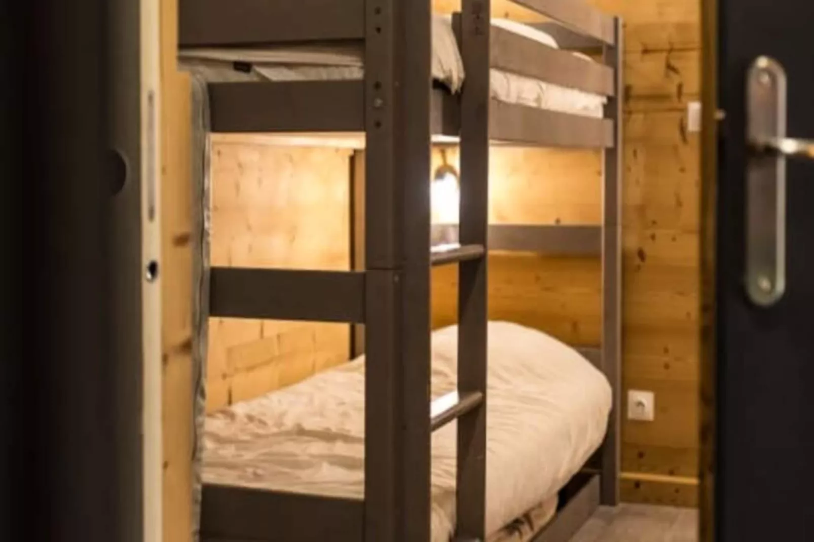 Résidence Appartement 4 &agrave; 6 Pers. &agrave; Albiez-montrond, 5 Min. &agrave; Pied Pistes De Ski