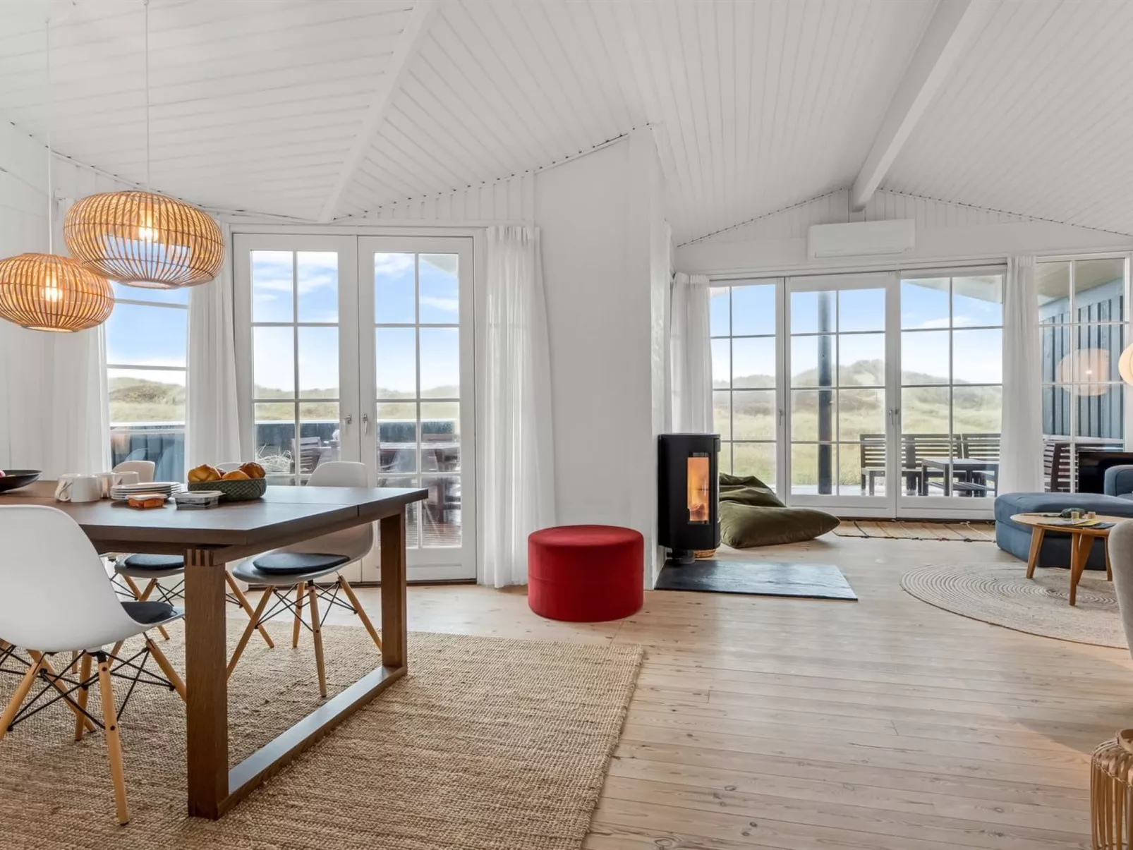 "Odeta" - 50m from the sea-Binnen