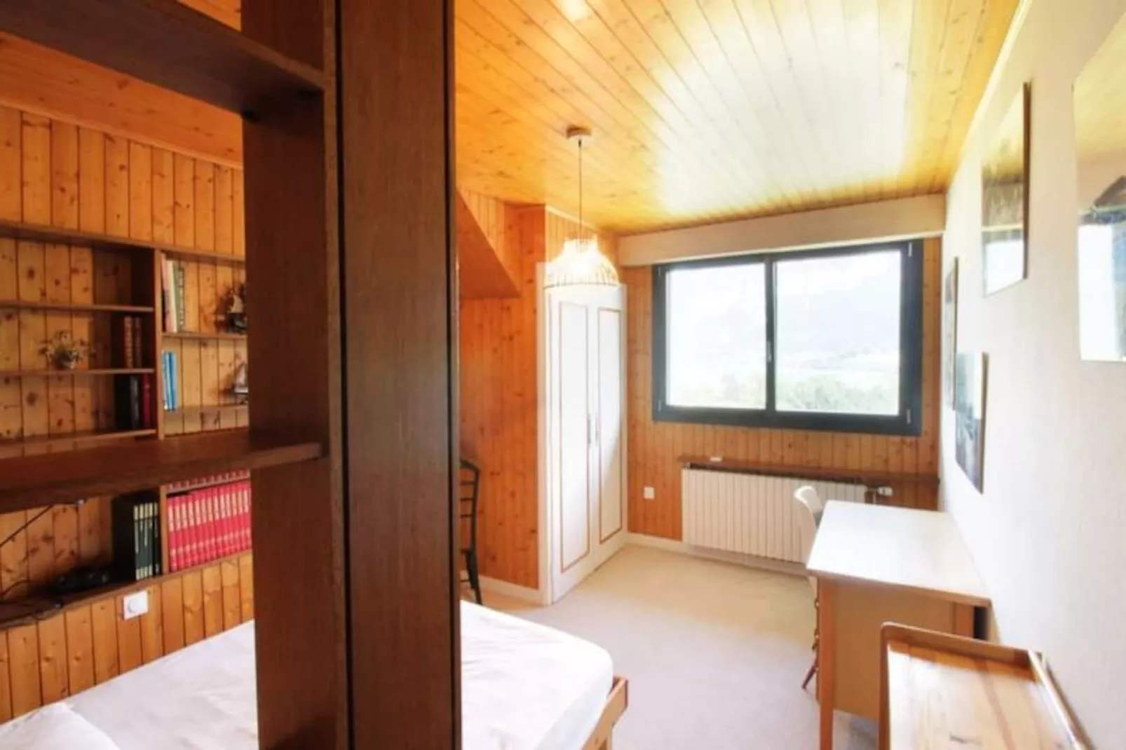 Belle Villa Sur Les Coteaux Du Lac D'aiguebelette!