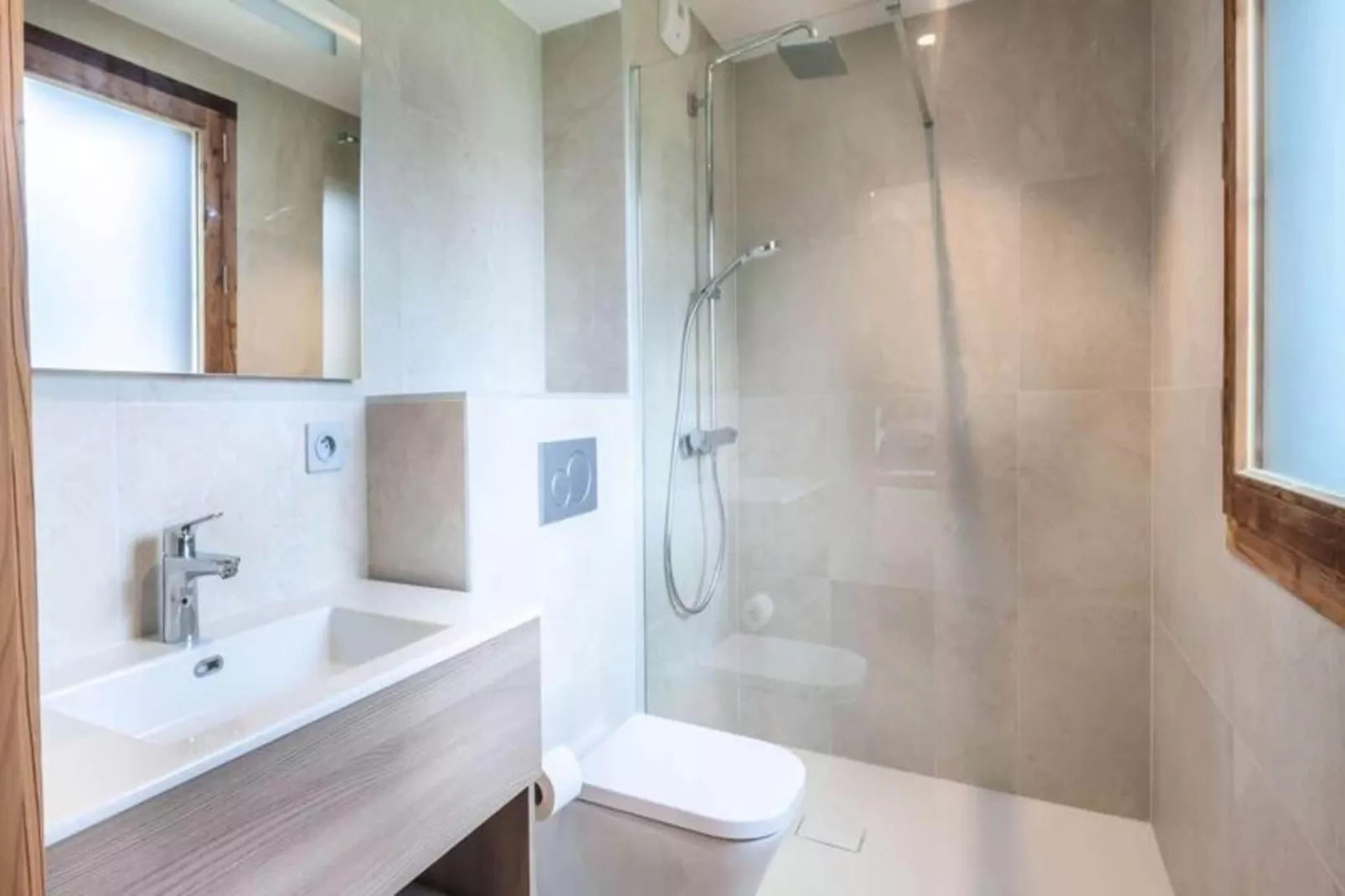 Résidence Echo Du Pleney - Buitenkant zomer