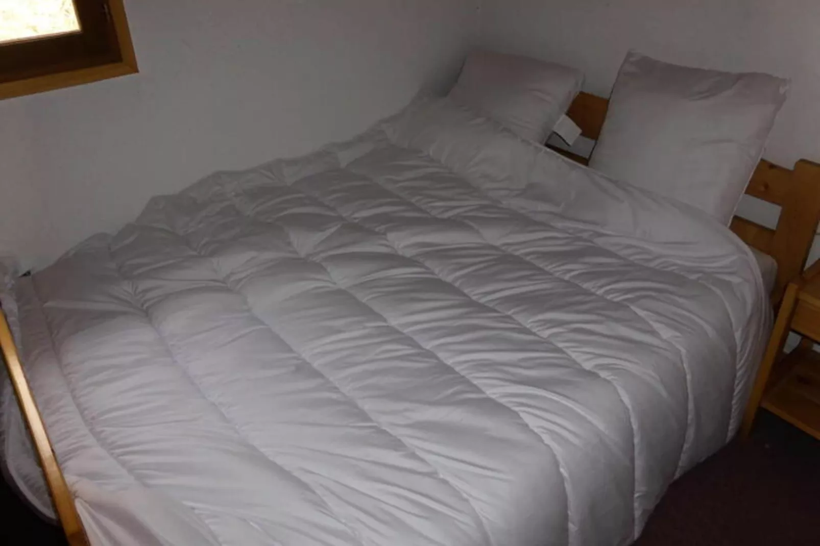 Résidence Les Loges-Buitenkant zomer