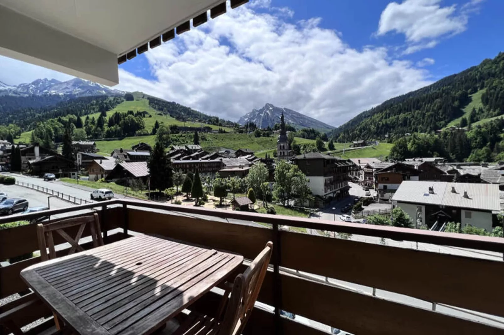 Appartements à La Clusaz-Buitenkant zomer