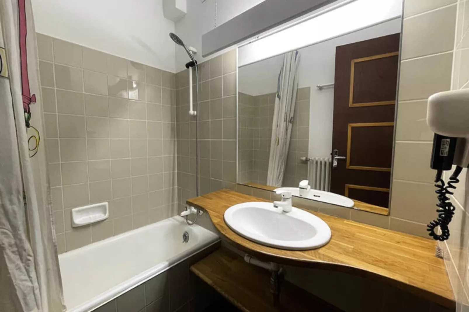 Appartements à La Clusaz-Badkamer