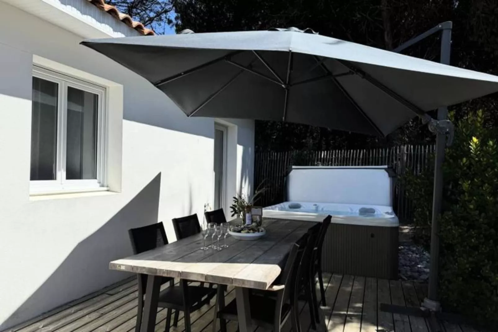 Villa Tha&iuml;lande - Domaine Le Sherwood-Terrasbalkon