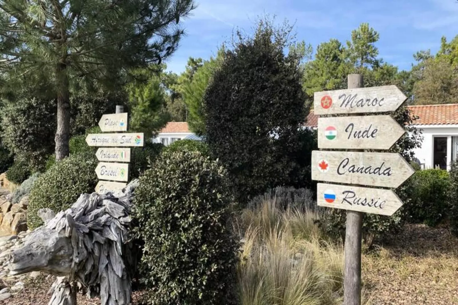 Villa Br&eacute;sil - Domaine Le Sherwood-Buitenkant zomer