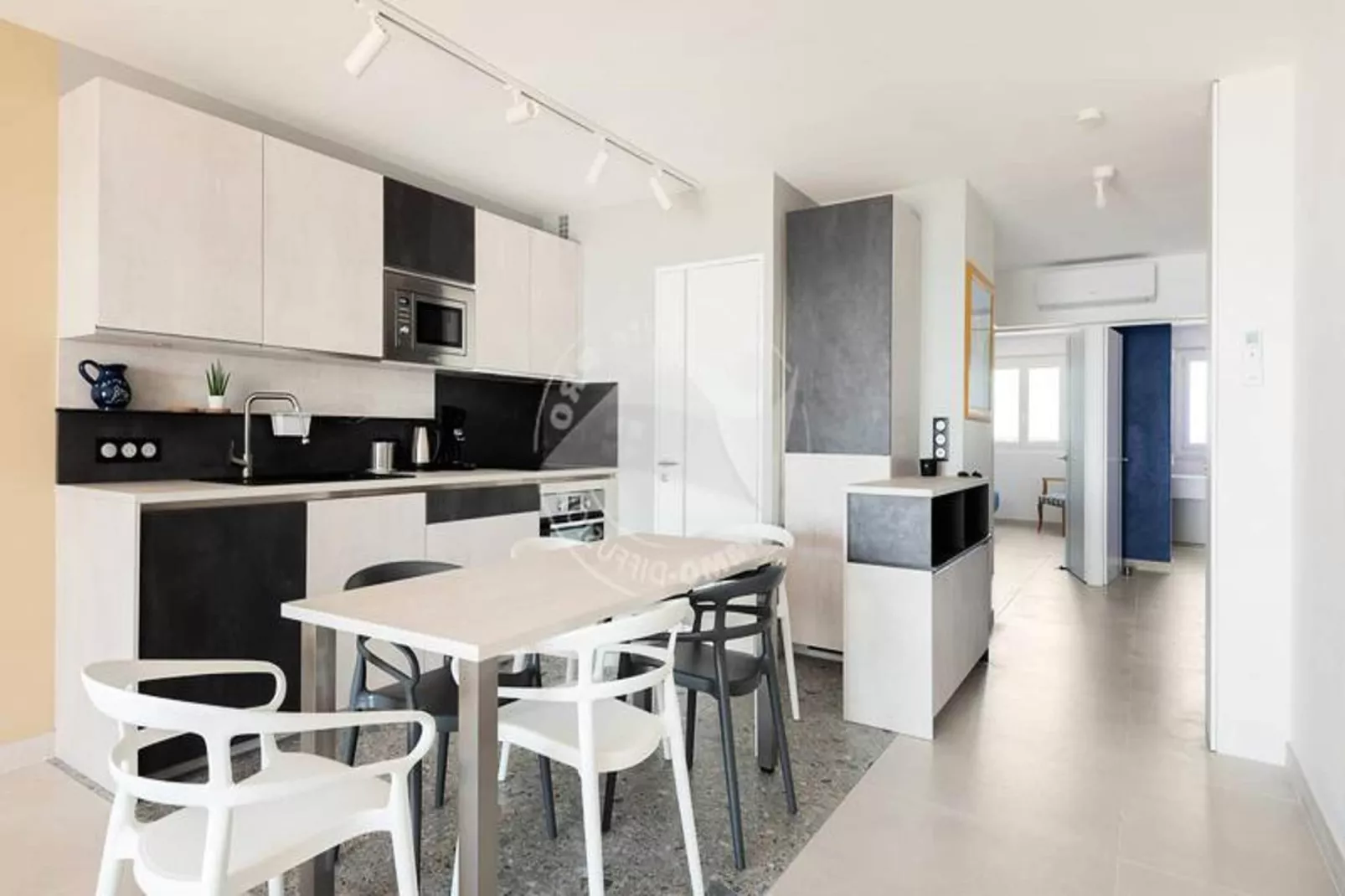 Résidence "mar E Souleu"-Eetkamer