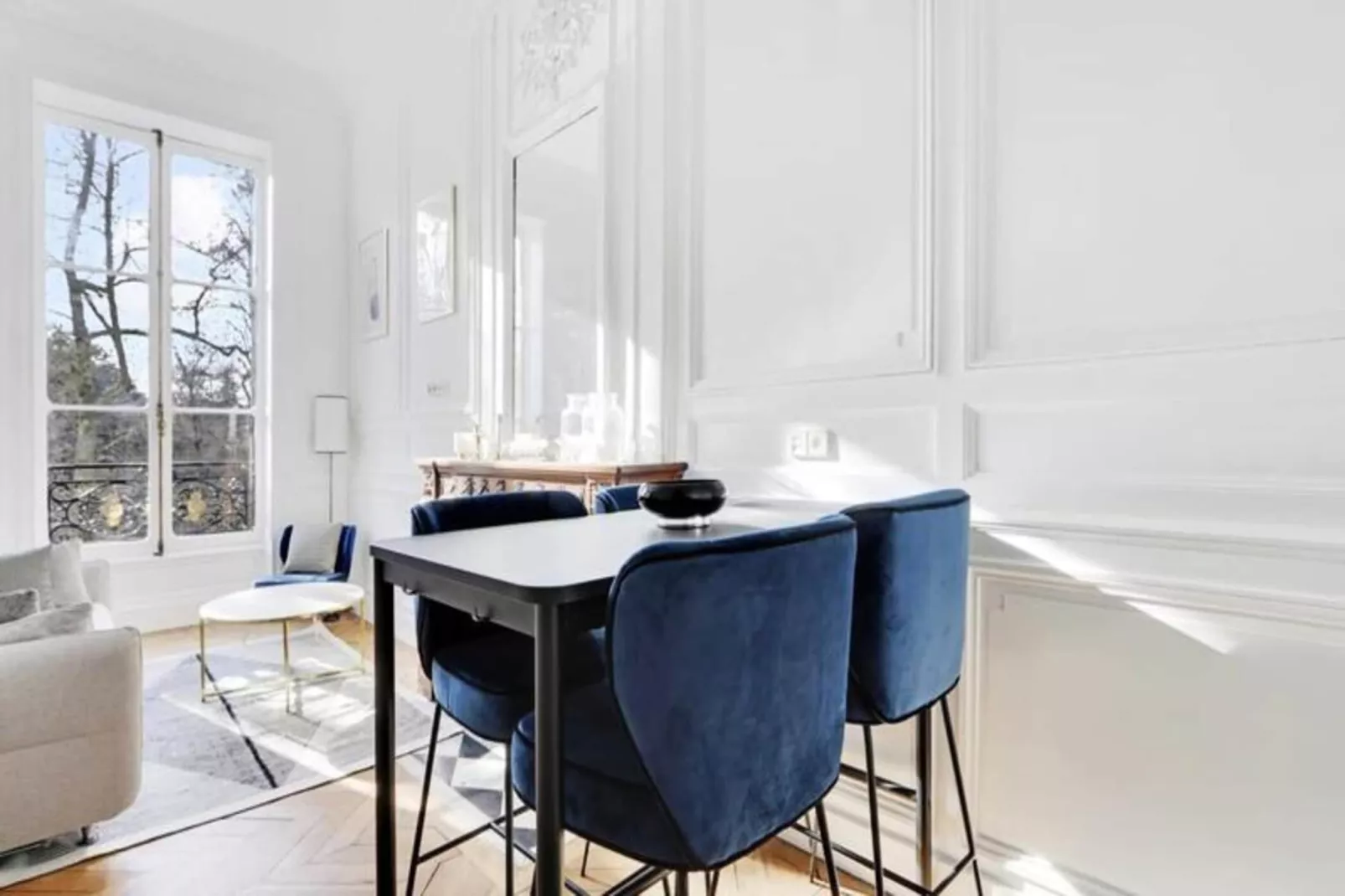 Maison Labruy&egrave;re - Royal Garden Suite-Buitenkant zomer