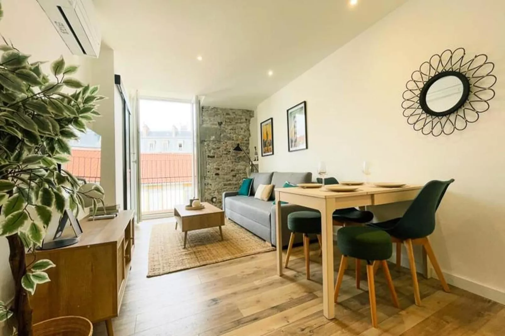 Le T2 Lumineux En Hyper-centre Pi&eacute;ton 🌞-Eetkamer