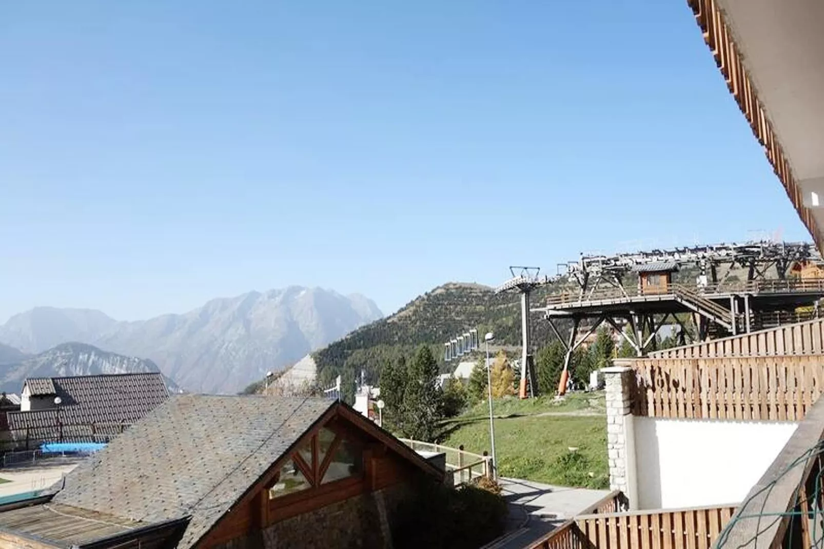 Résidence Menandiere-Uitzicht zomer