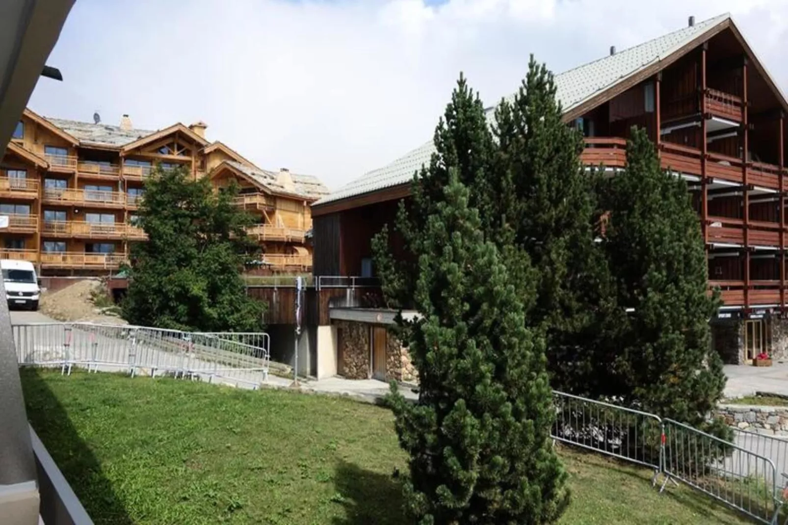 Résidence Dome-Buitenkant zomer