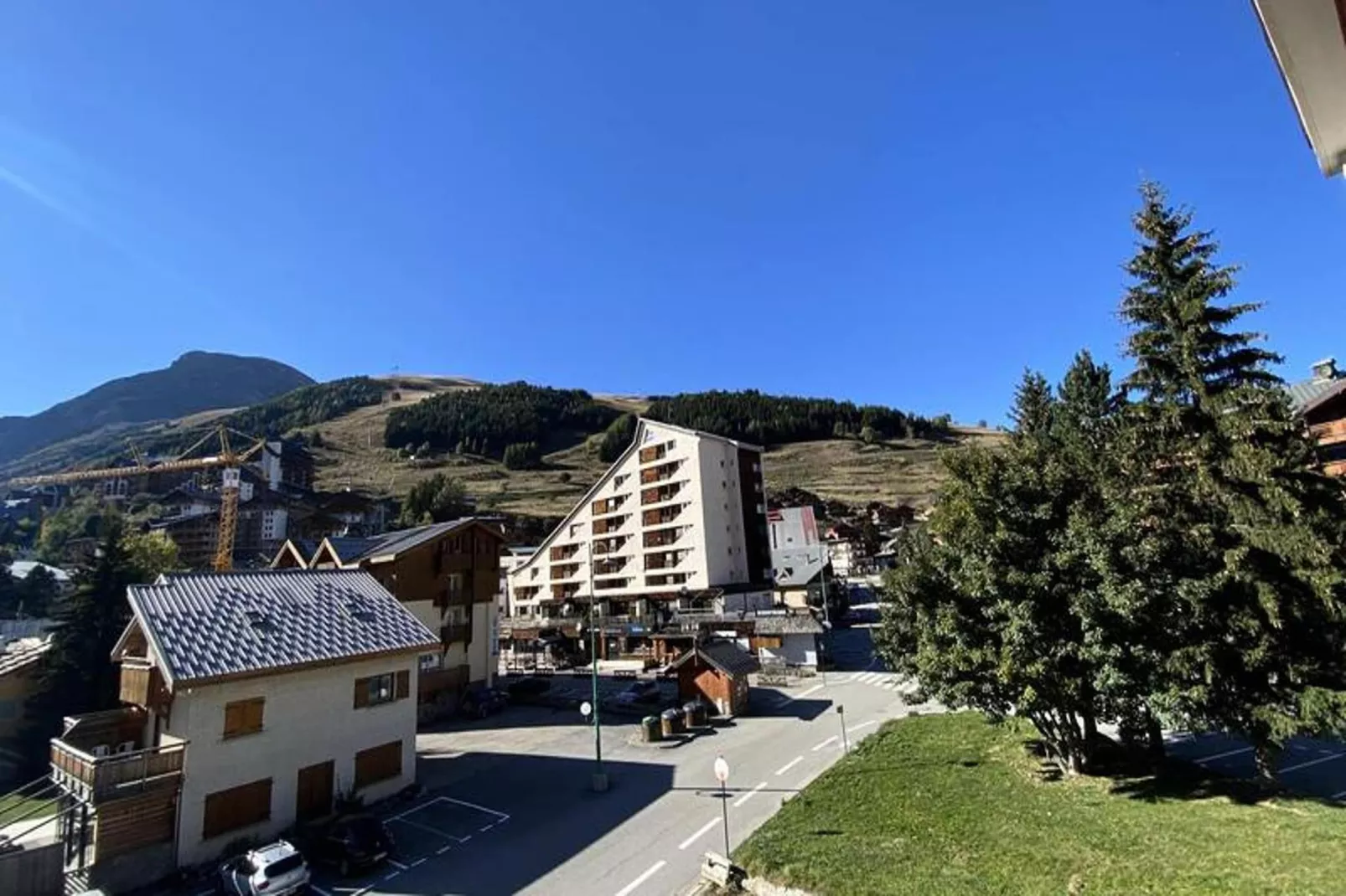 Résidence Myosotis-Uitzicht zomer