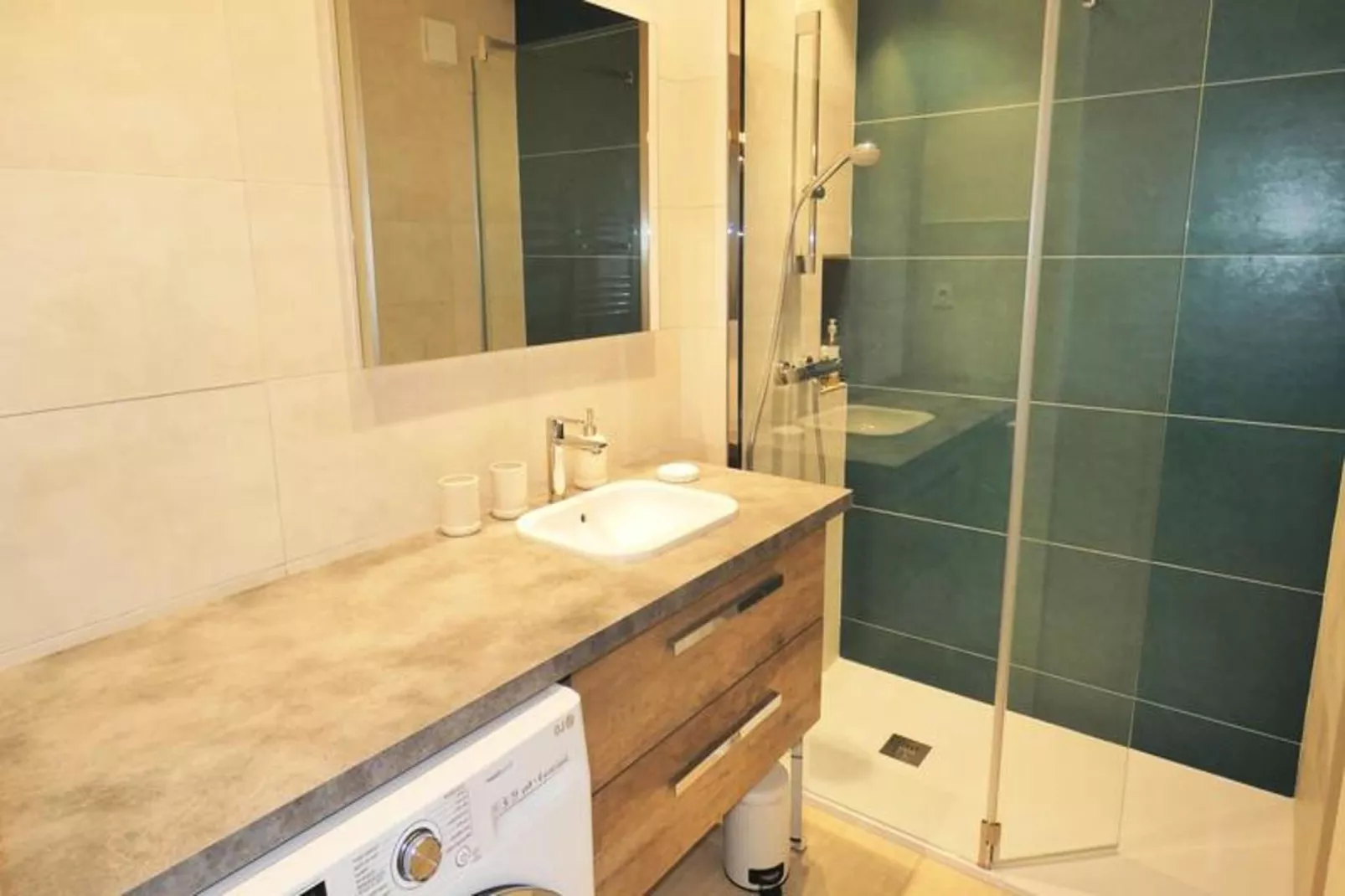 Résidence Le Chateau Durieux 2-Badkamer