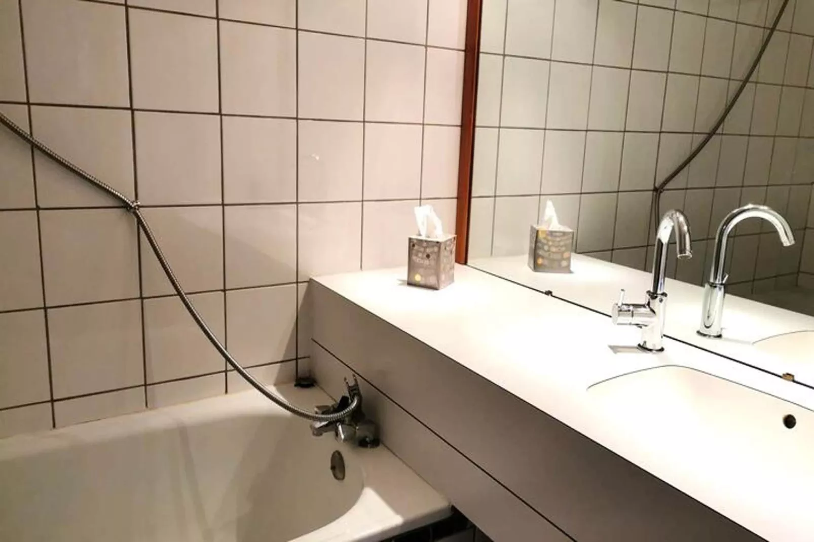 Résidence Terrasse-Badkamer