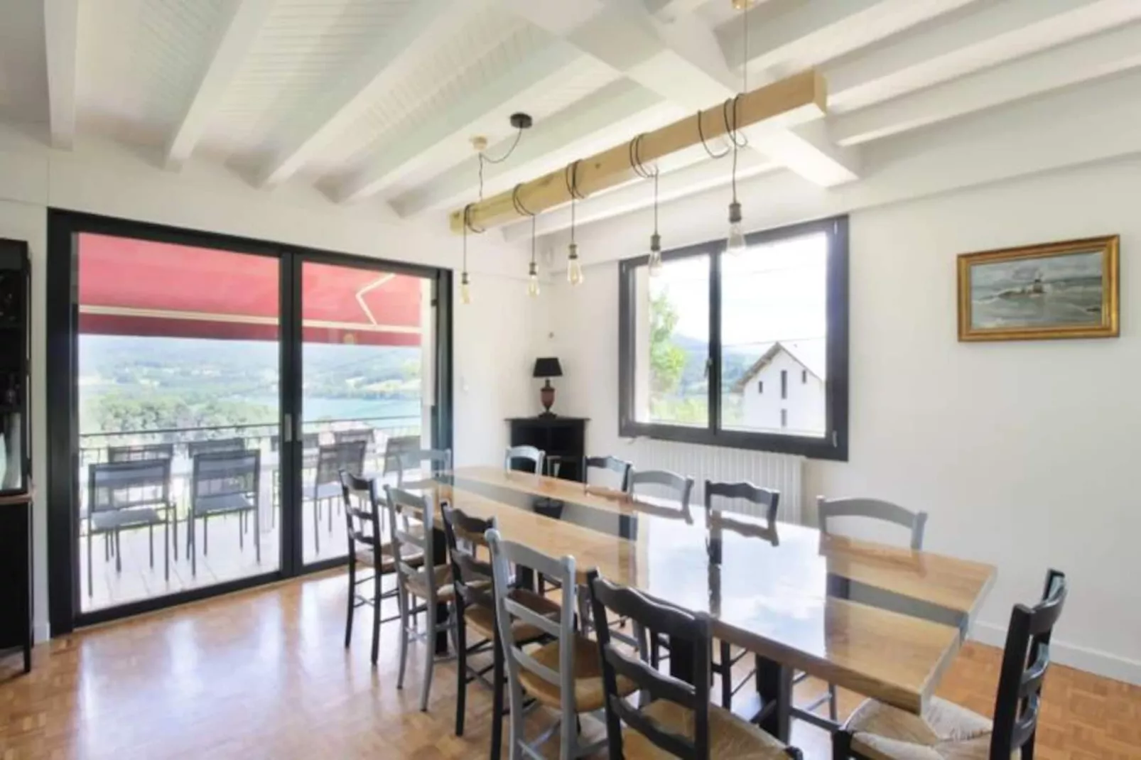 Belle Villa Sur Les Coteaux Du Lac D'aiguebelette!