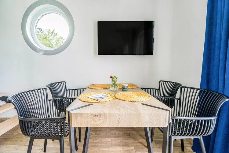 Domek Komfortowy 70 m2 Niechorze-Woonkamer