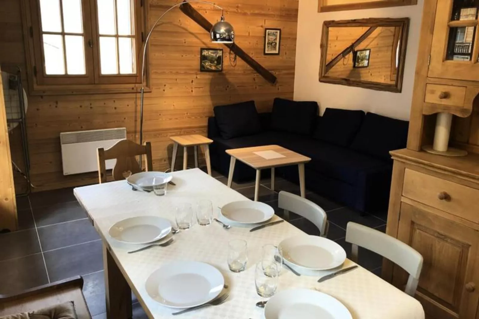 Résidence Cressoua-Buitenkant zomer